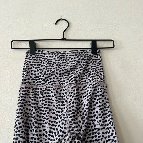 Strut This High Rise Printed Leggings - Picture 7 of 7